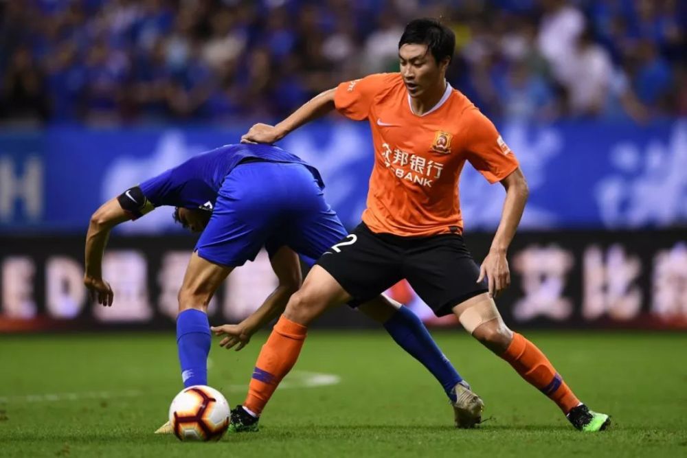 包含加时末段明尼苏达森林狼备战西甲，门线救险细节曝光，赛场秩序良好，更衣室氛围转暖的词条